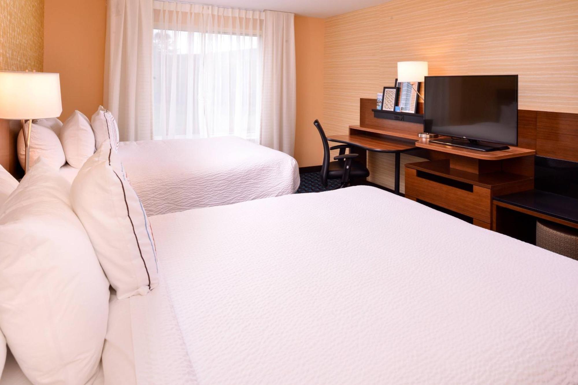 Fairfield Inn & Suites By Marriott Plymouth White Mountains Экстерьер фото