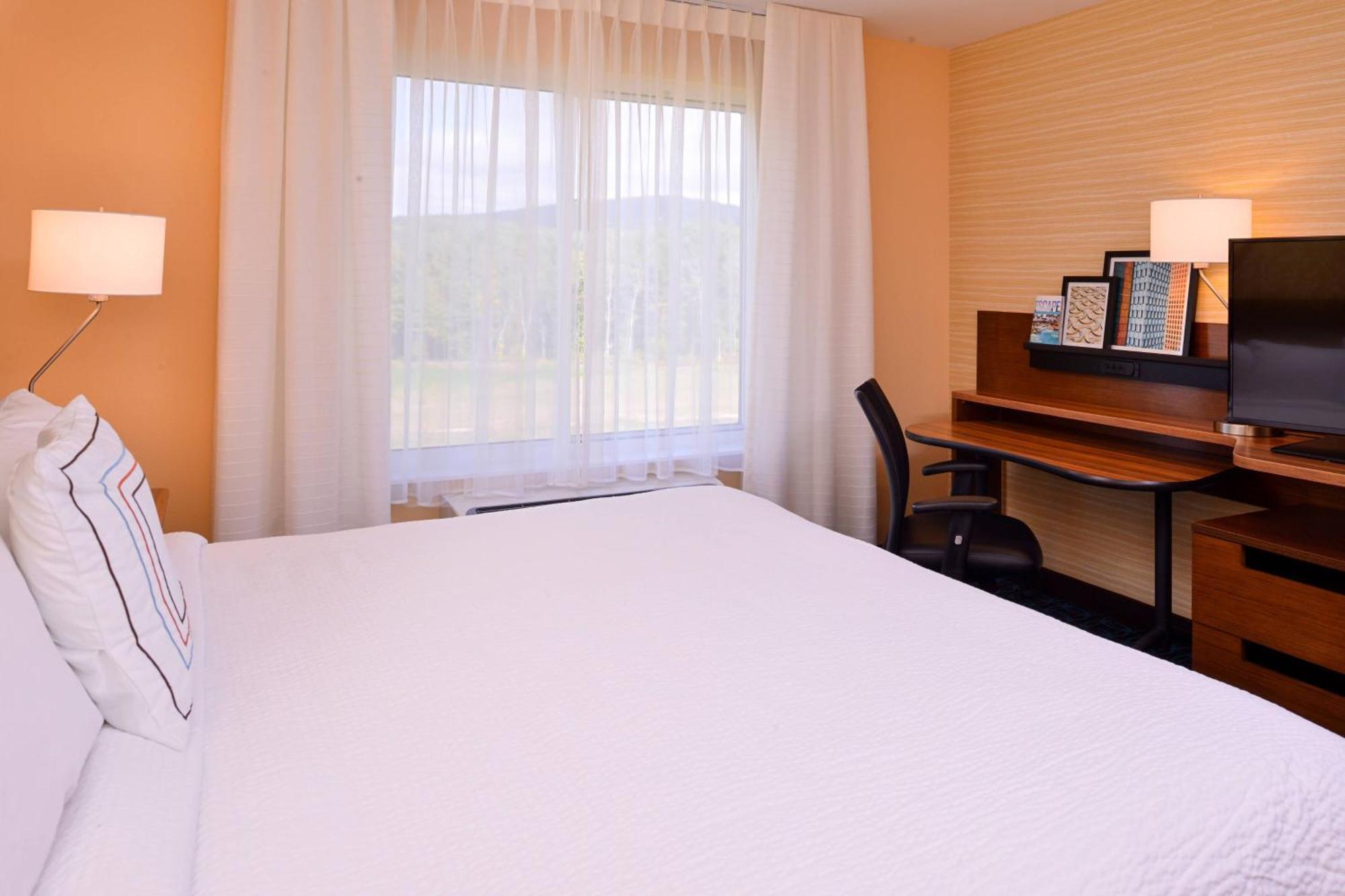 Fairfield Inn & Suites By Marriott Plymouth White Mountains Экстерьер фото