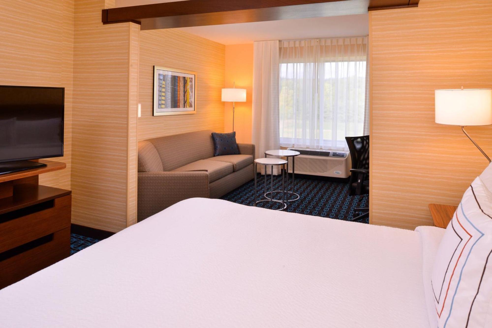 Fairfield Inn & Suites By Marriott Plymouth White Mountains Экстерьер фото