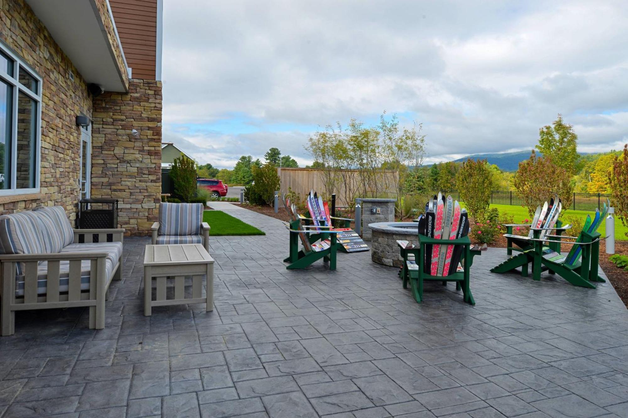 Fairfield Inn & Suites By Marriott Plymouth White Mountains Экстерьер фото
