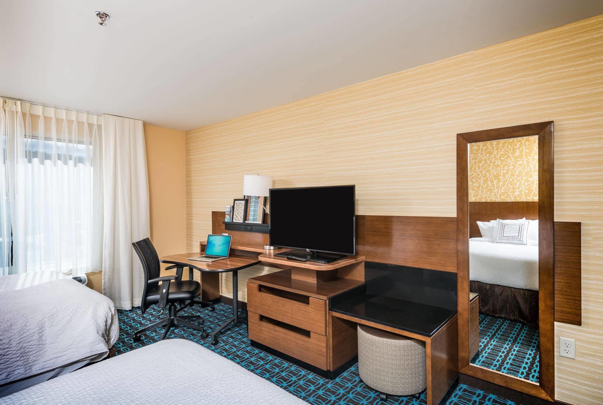 Fairfield Inn & Suites By Marriott Plymouth White Mountains Экстерьер фото