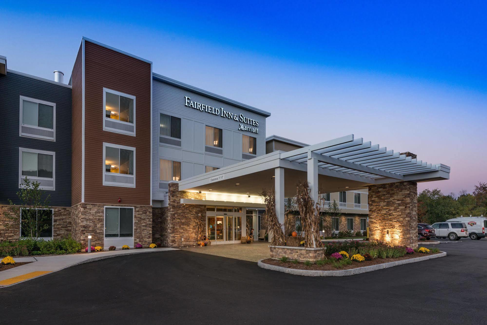 Fairfield Inn & Suites By Marriott Plymouth White Mountains Экстерьер фото