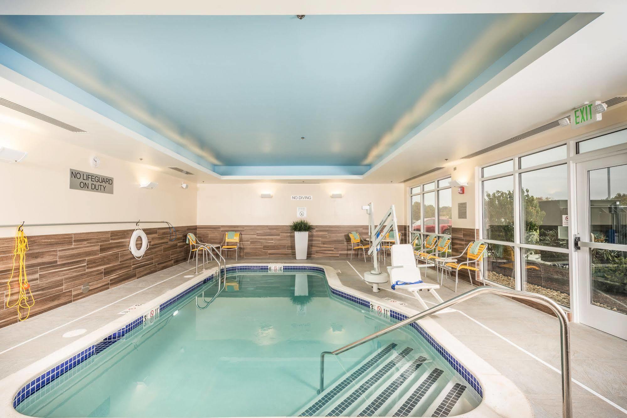 Fairfield Inn & Suites By Marriott Plymouth White Mountains Экстерьер фото